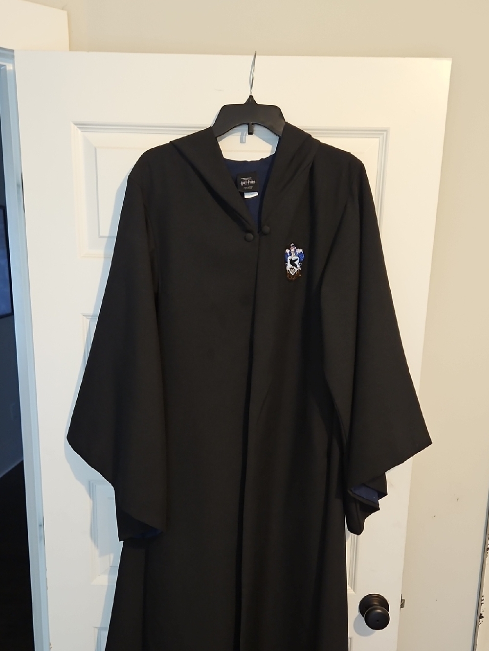 Harry Potter Robe - Picture 5 of 8